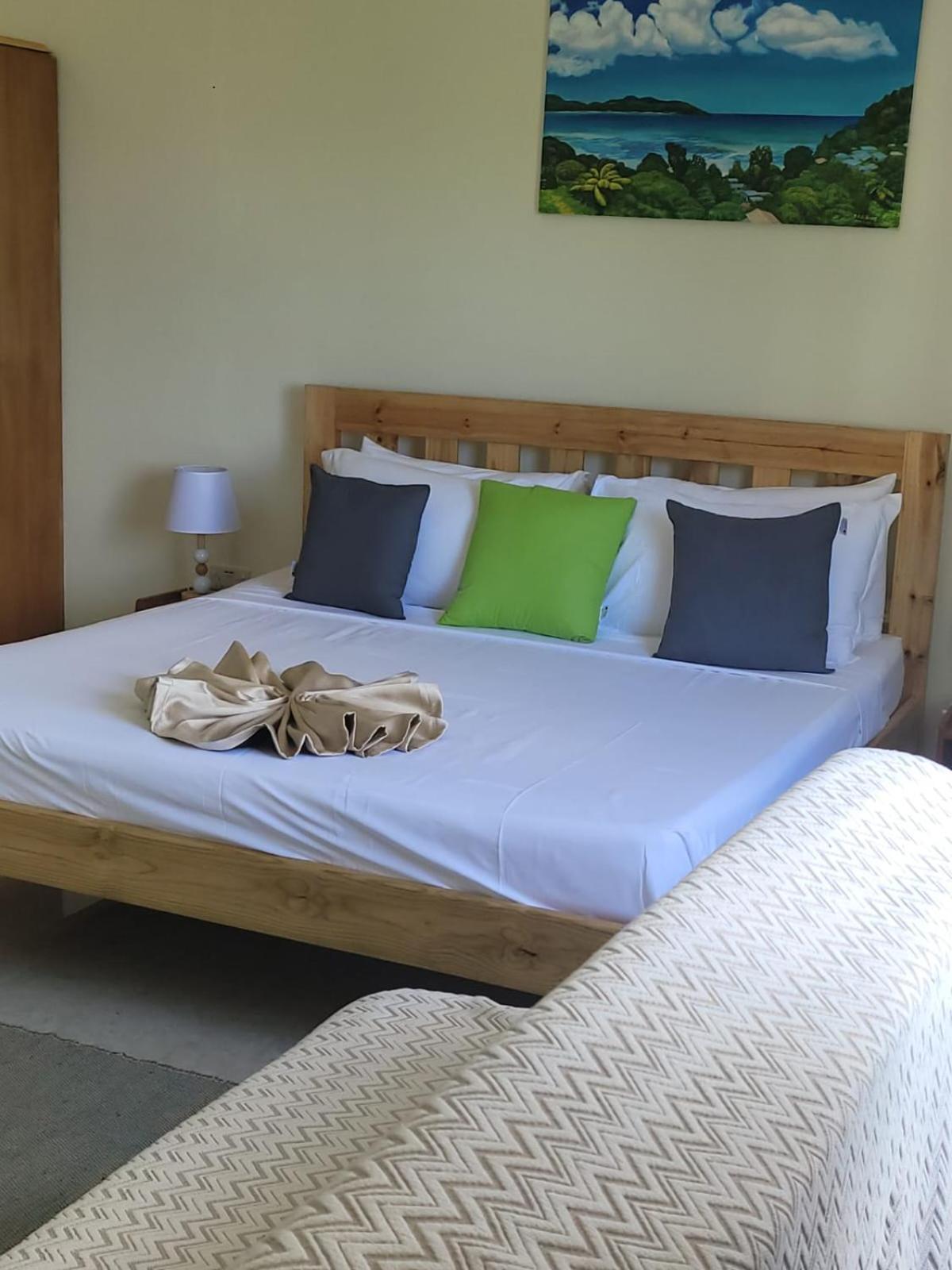Sunset View Self Catering Apartman *